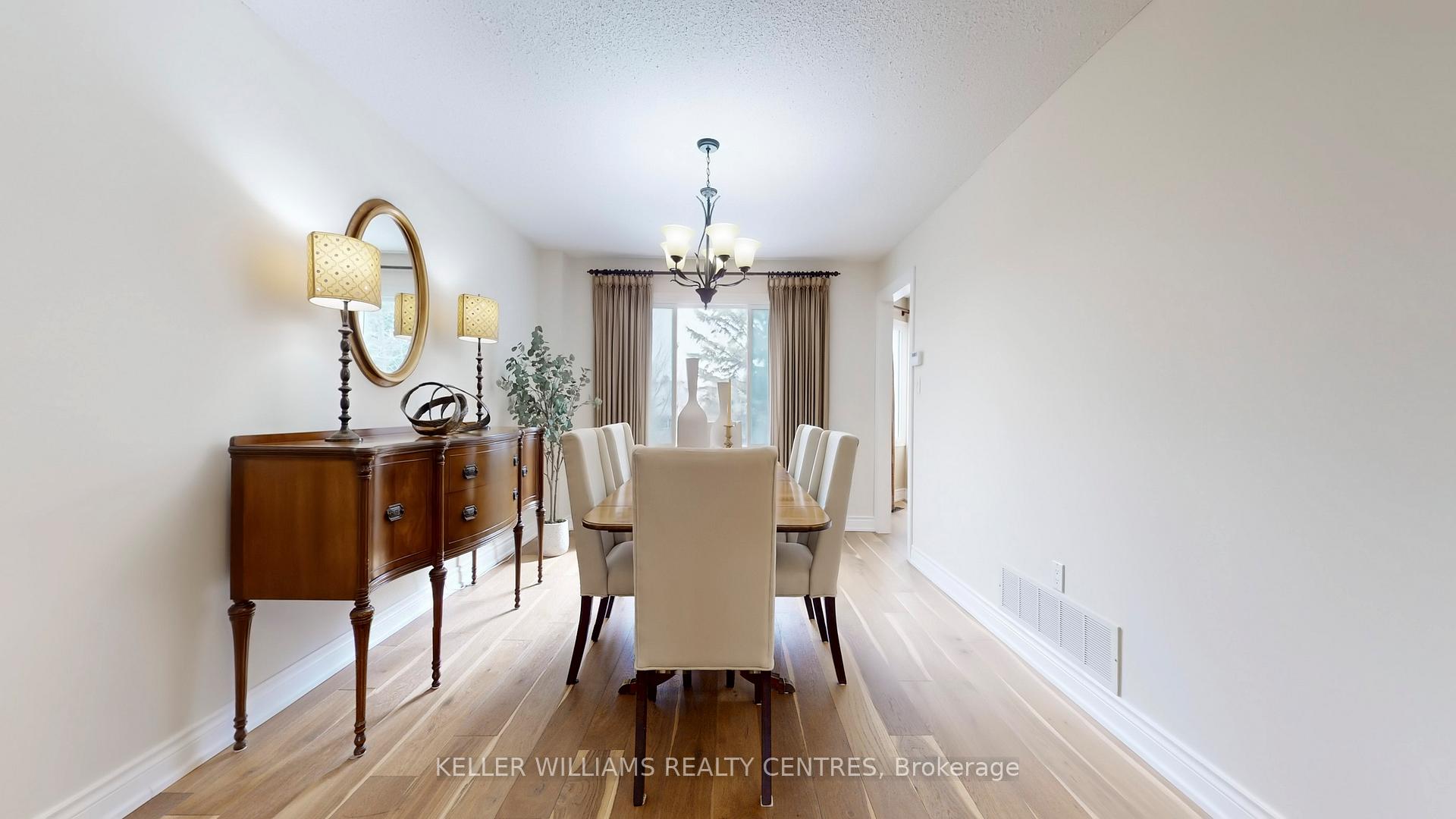 Photo 10 of 15 Beatty Crescent, Aurora, Aurora Highlands — HOMEH