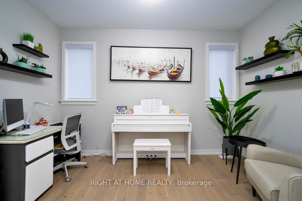 Photo 4 of 159 Boulonnais Grove, Ottawa, Kanata - Emerald Meadows/Trailwest — HOMEH