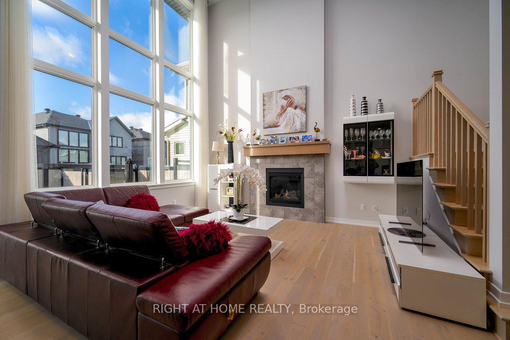 Photo 9 of 159 Boulonnais Grove, Ottawa, Kanata - Emerald Meadows/Trailwest — HOMEH