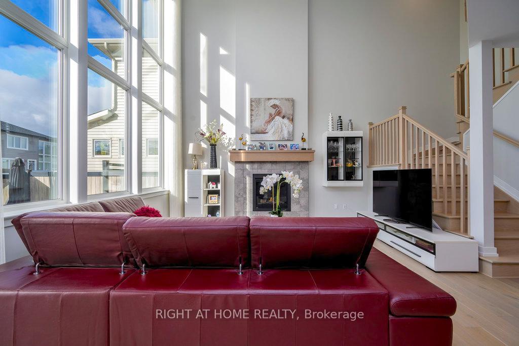 Photo 10 of 159 Boulonnais Grove, Ottawa, Kanata - Emerald Meadows/Trailwest — HOMEH