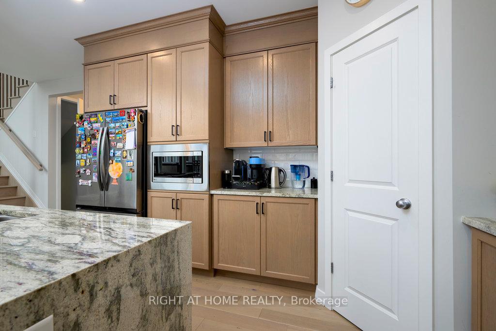 Photo 15 of 159 Boulonnais Grove, Ottawa, Kanata - Emerald Meadows/Trailwest — HOMEH