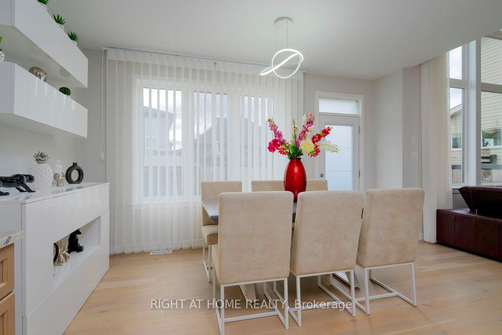 Photo 18 of 159 Boulonnais Grove, Ottawa, Kanata - Emerald Meadows/Trailwest — HOMEH