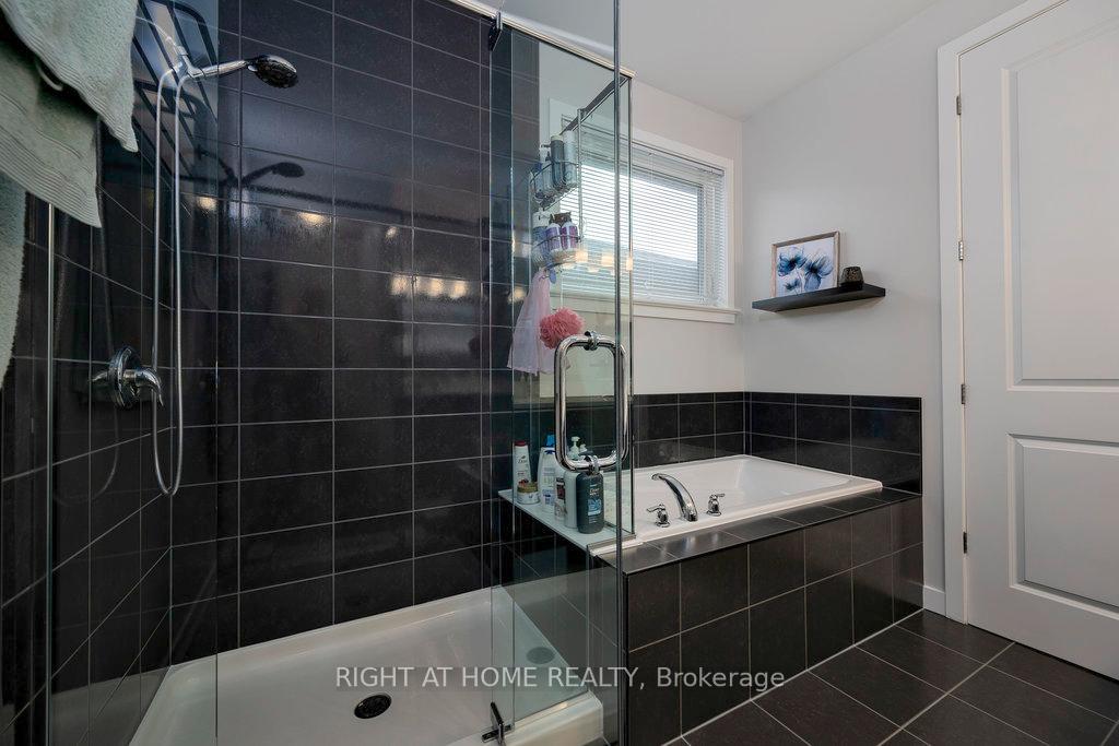 Photo 26 of 159 Boulonnais Grove, Ottawa, Kanata - Emerald Meadows/Trailwest — HOMEH
