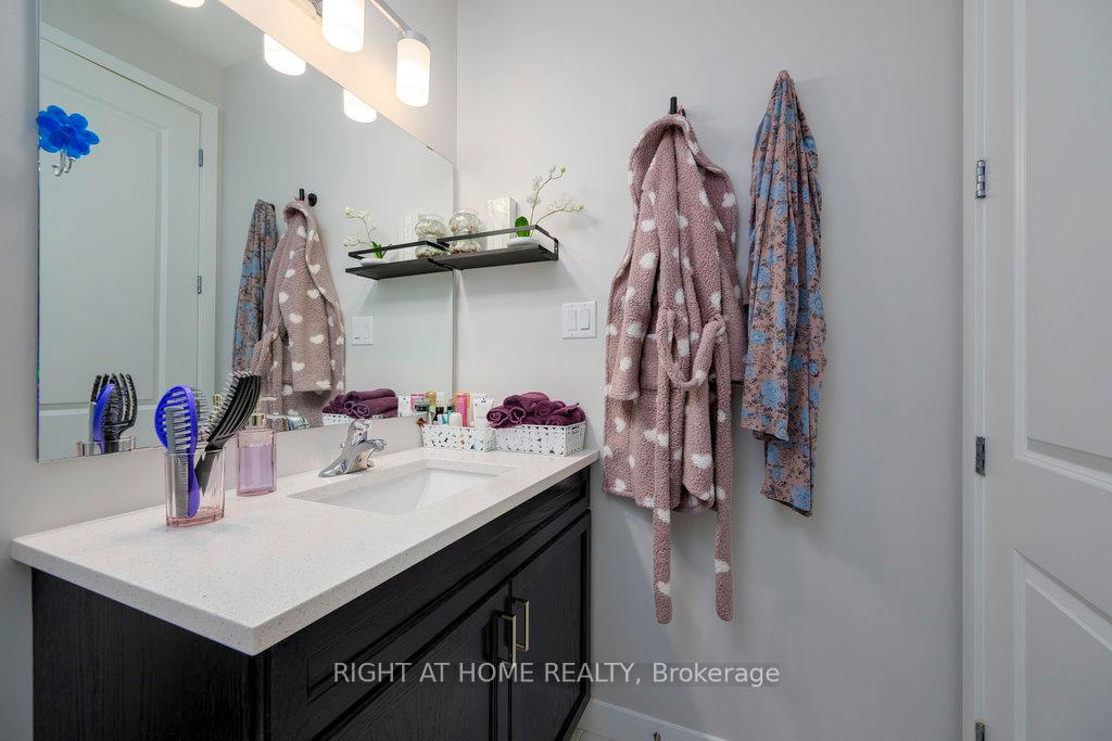 Photo 31 of 159 Boulonnais Grove, Ottawa, Kanata - Emerald Meadows/Trailwest — HOMEH