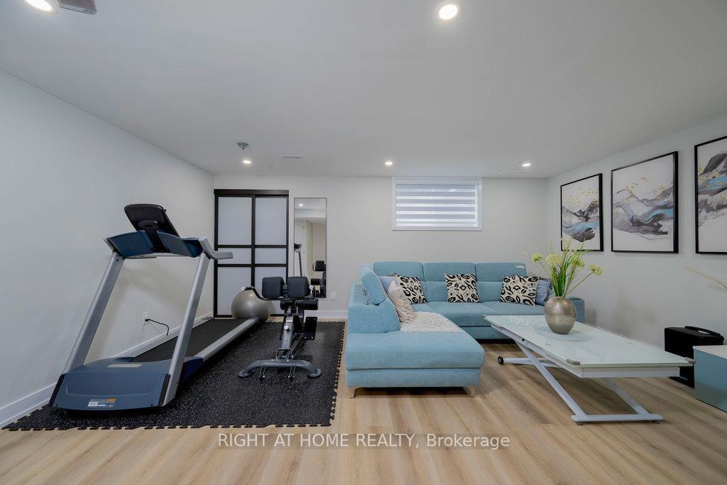 Photo 37 of 159 Boulonnais Grove, Ottawa, Kanata - Emerald Meadows/Trailwest — HOMEH