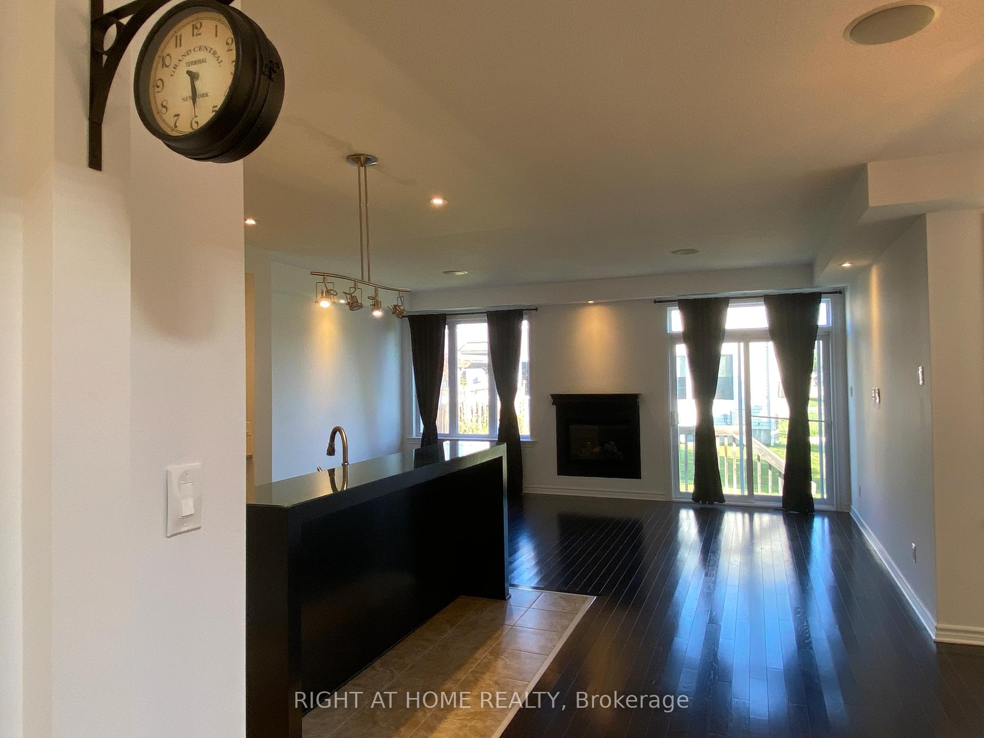 Photo 6 of 1201 Alson Mills Way, Ottawa, Kanata - Emerald Meadows/Trailwest — HOMEH
