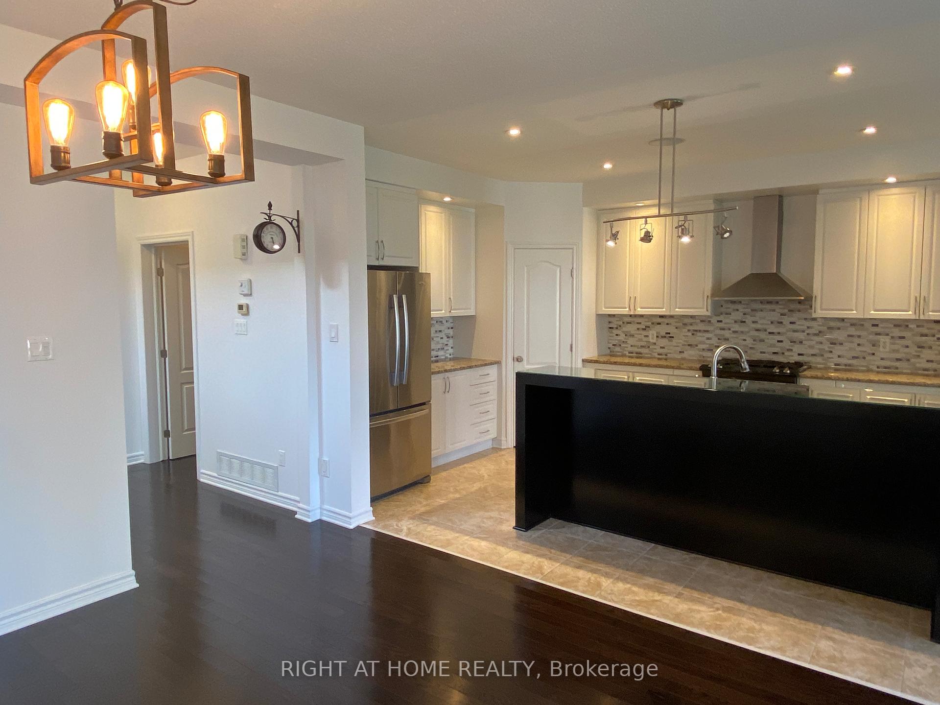 Photo 9 of 1201 Alson Mills Way, Ottawa, Kanata - Emerald Meadows/Trailwest — HOMEH