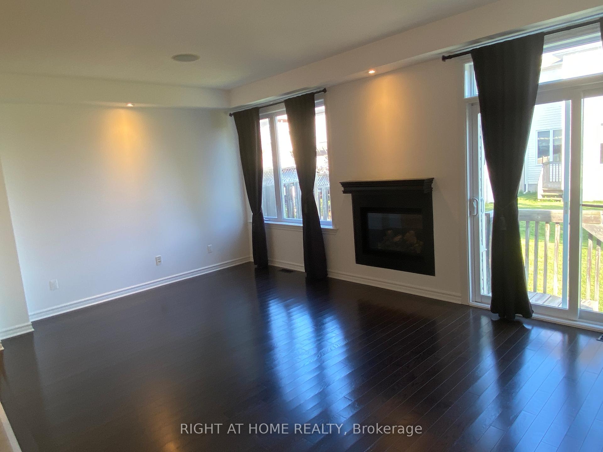 Photo 10 of 1201 Alson Mills Way, Ottawa, Kanata - Emerald Meadows/Trailwest — HOMEH