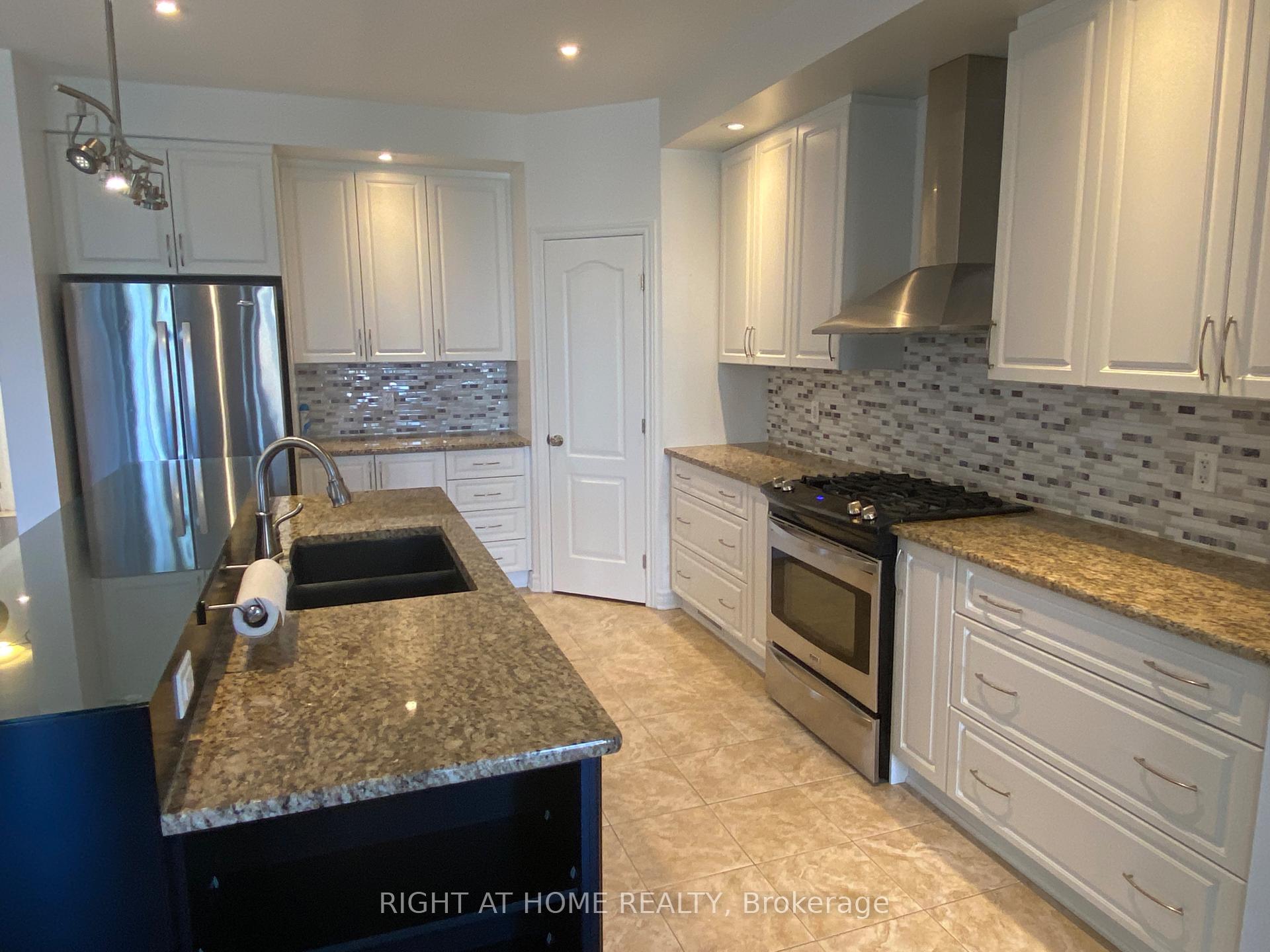 Photo 13 of 1201 Alson Mills Way, Ottawa, Kanata - Emerald Meadows/Trailwest — HOMEH