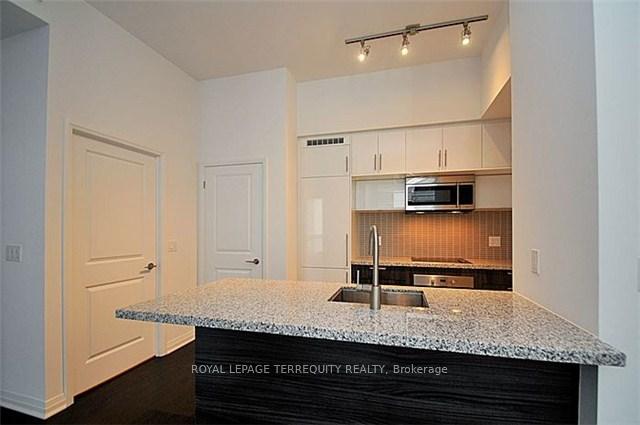 Photo 5 of Unit 206, 8 Mercer Street, Toronto, Waterfront Communities — HOMEH