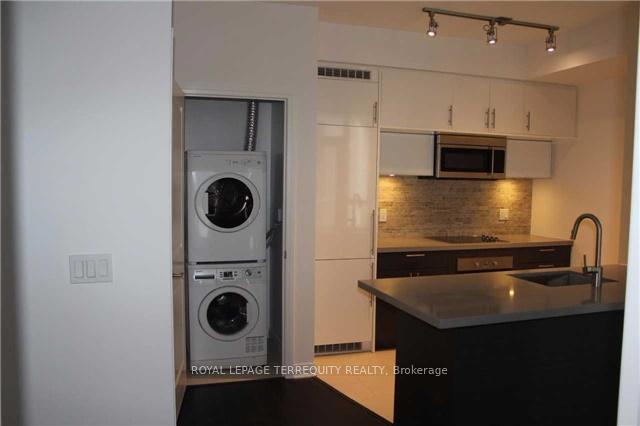 Photo 13 of Unit 206, 8 Mercer Street, Toronto, Waterfront Communities — HOMEH