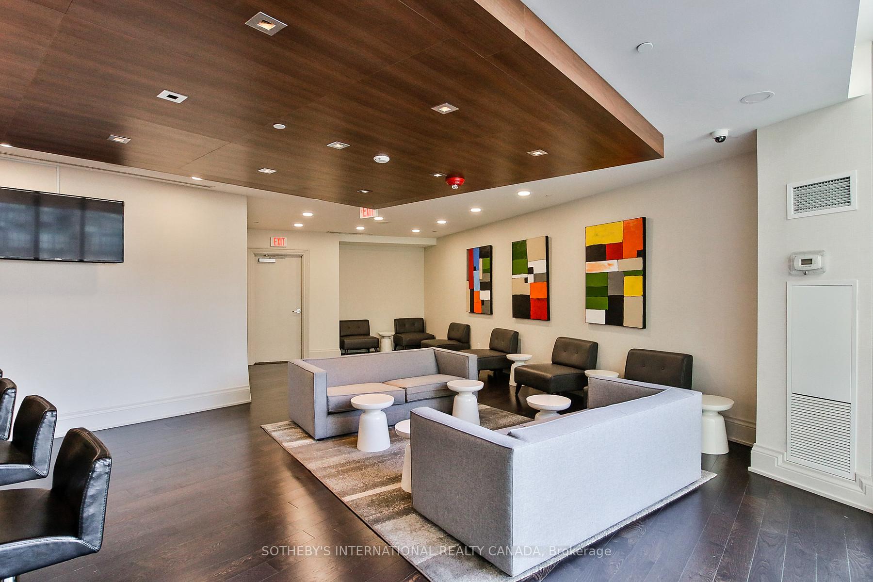 Photo 5 of Unit 902, 20 Bruyeres Mews, Toronto, Niagara — HOMEH