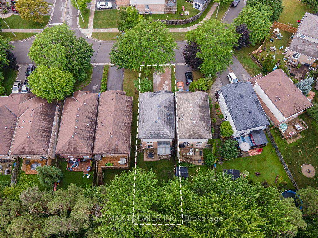 Photo 43 of 93 Kate Aitken Crescent, New Tecumseth, Beeton — HOMEH