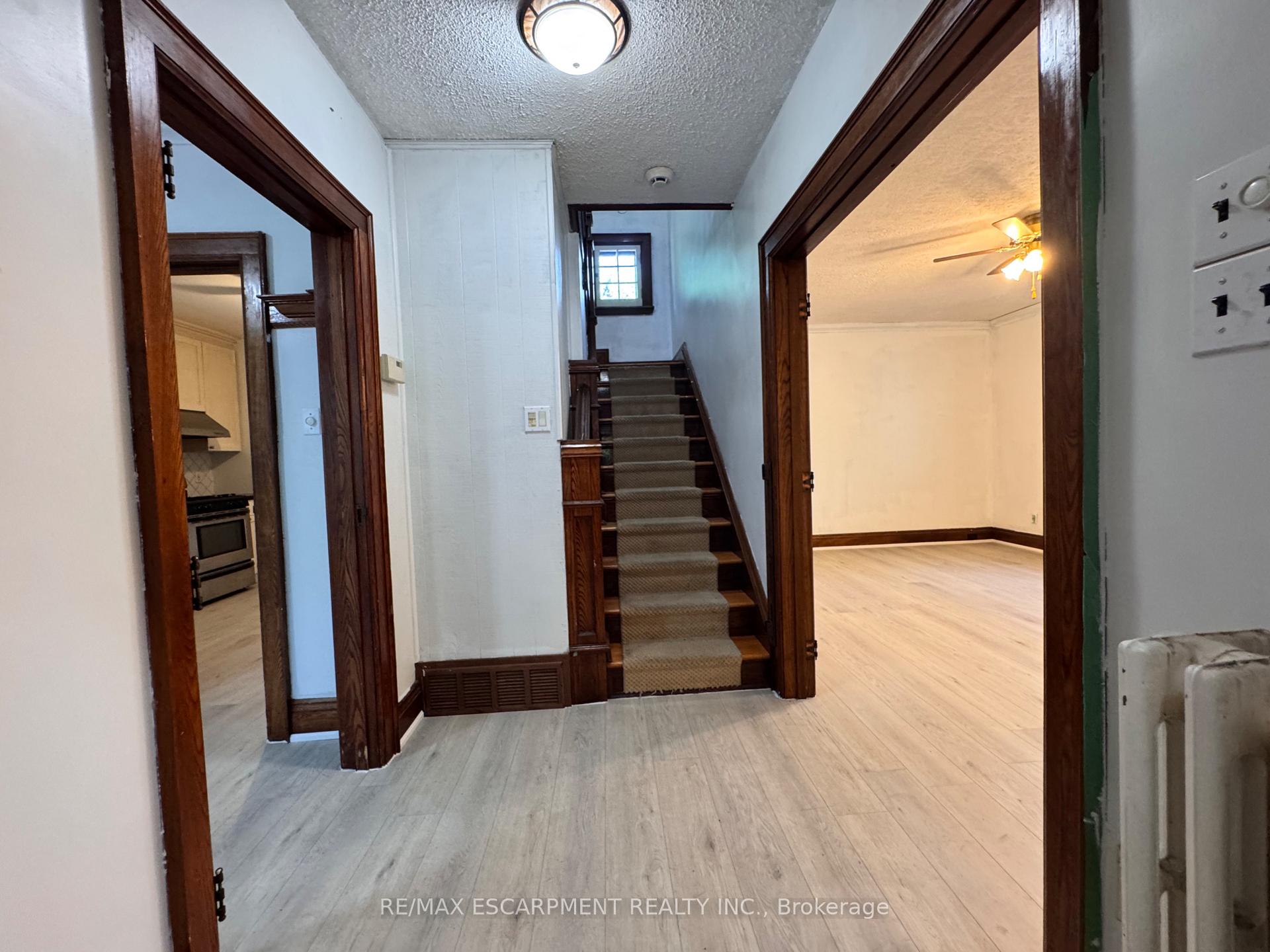 Photo 3 of 62 Plains Road E, Burlington, LaSalle — HOMEH