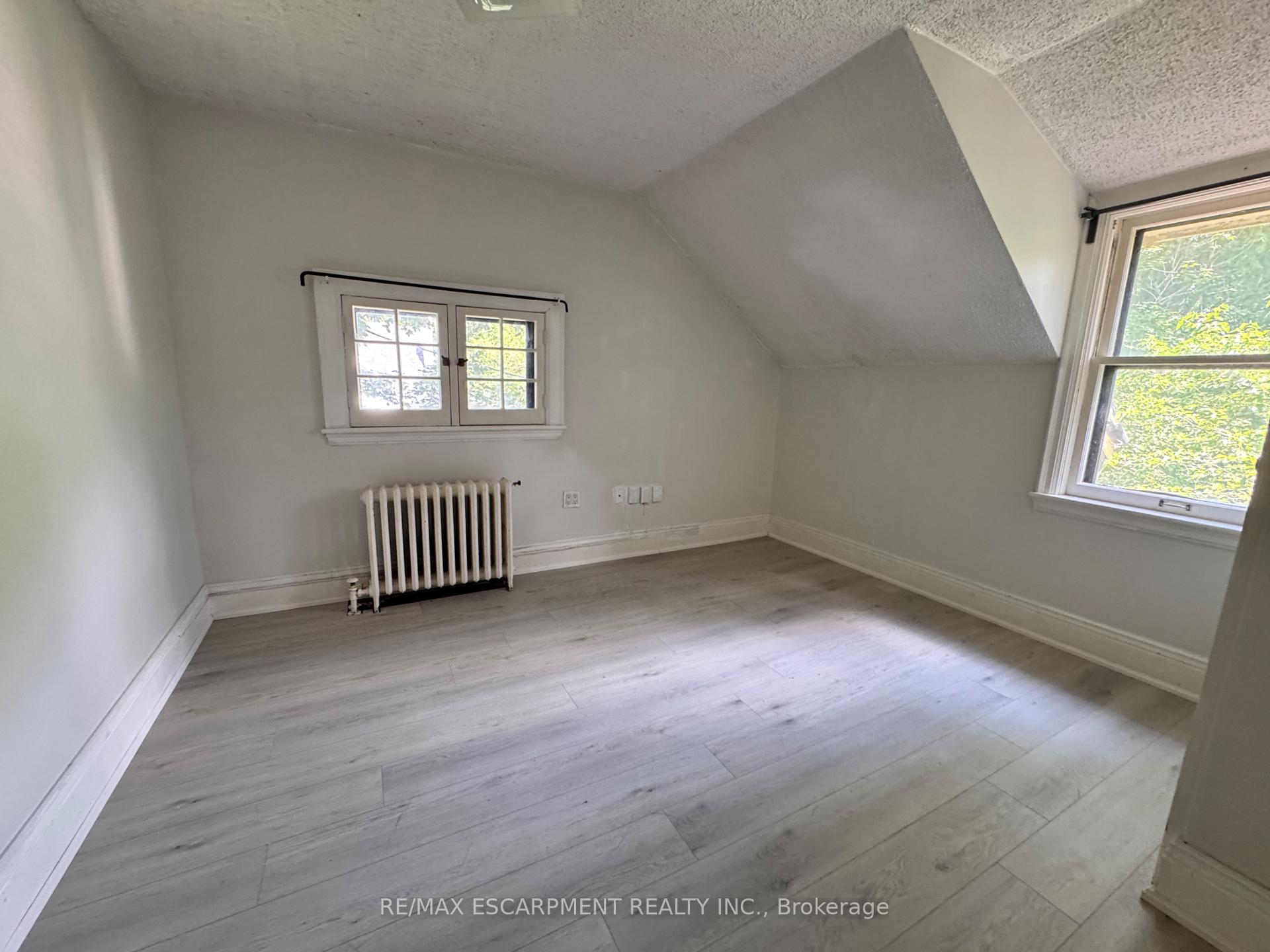 Photo 11 of 62 Plains Road E, Burlington, LaSalle — HOMEH