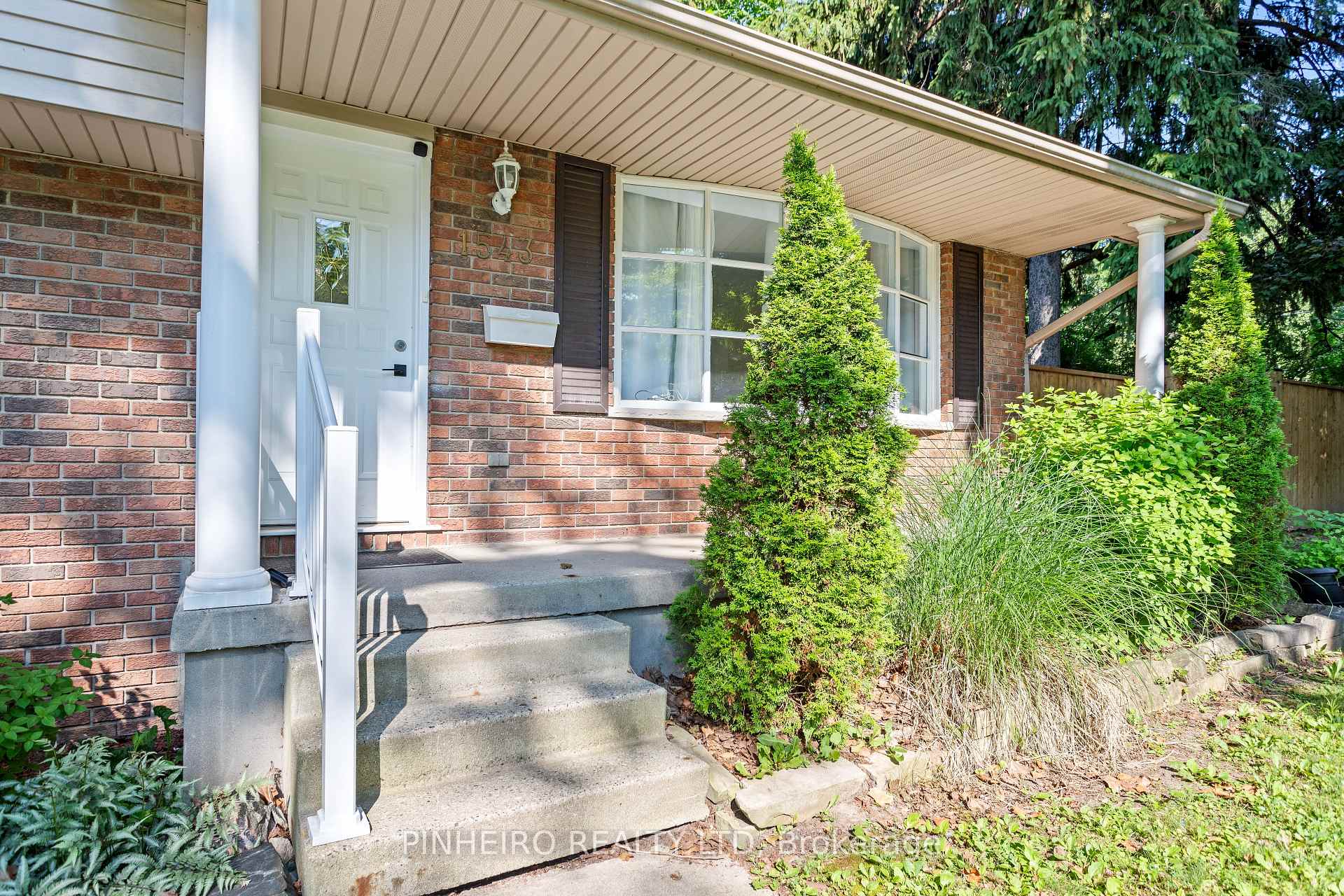 Photo 7 of 1543 Stoneybrook Crescent, London, North G — HOMEH