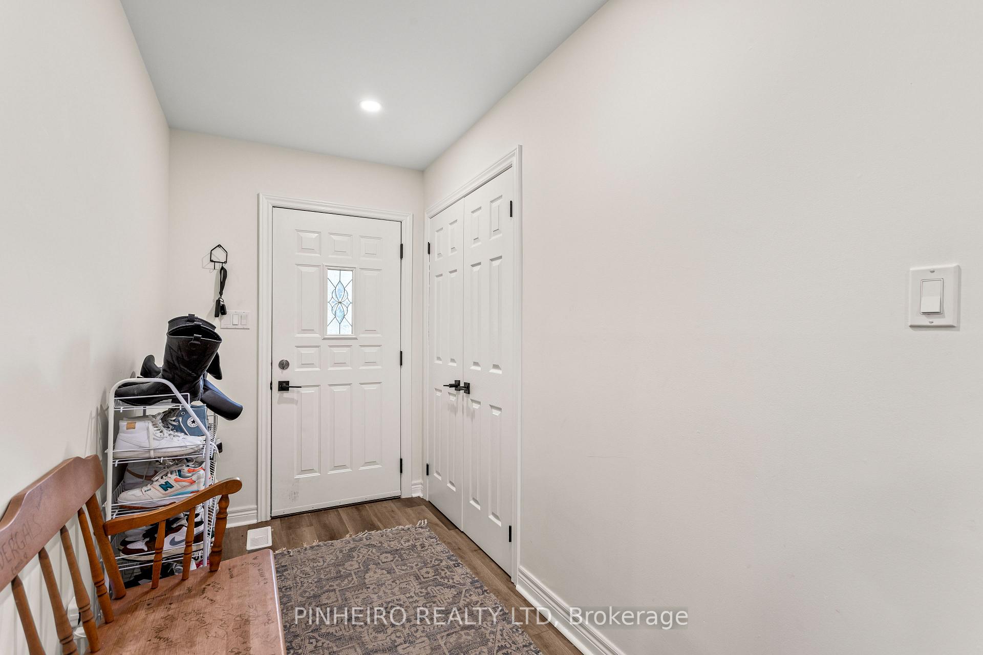 Photo 8 of 1543 Stoneybrook Crescent, London, North G — HOMEH