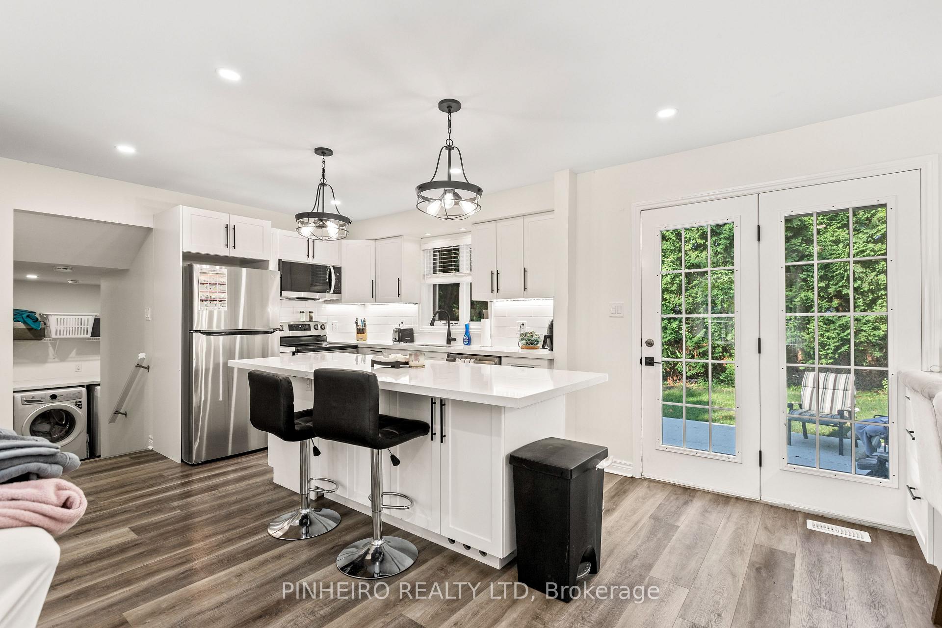 Photo 13 of 1543 Stoneybrook Crescent, London, North G — HOMEH
