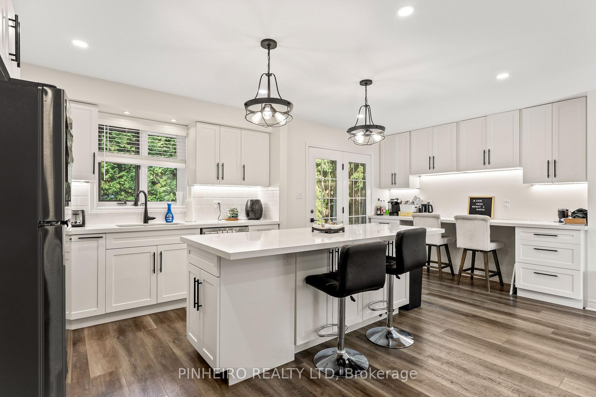 Photo 14 of 1543 Stoneybrook Crescent, London, North G — HOMEH