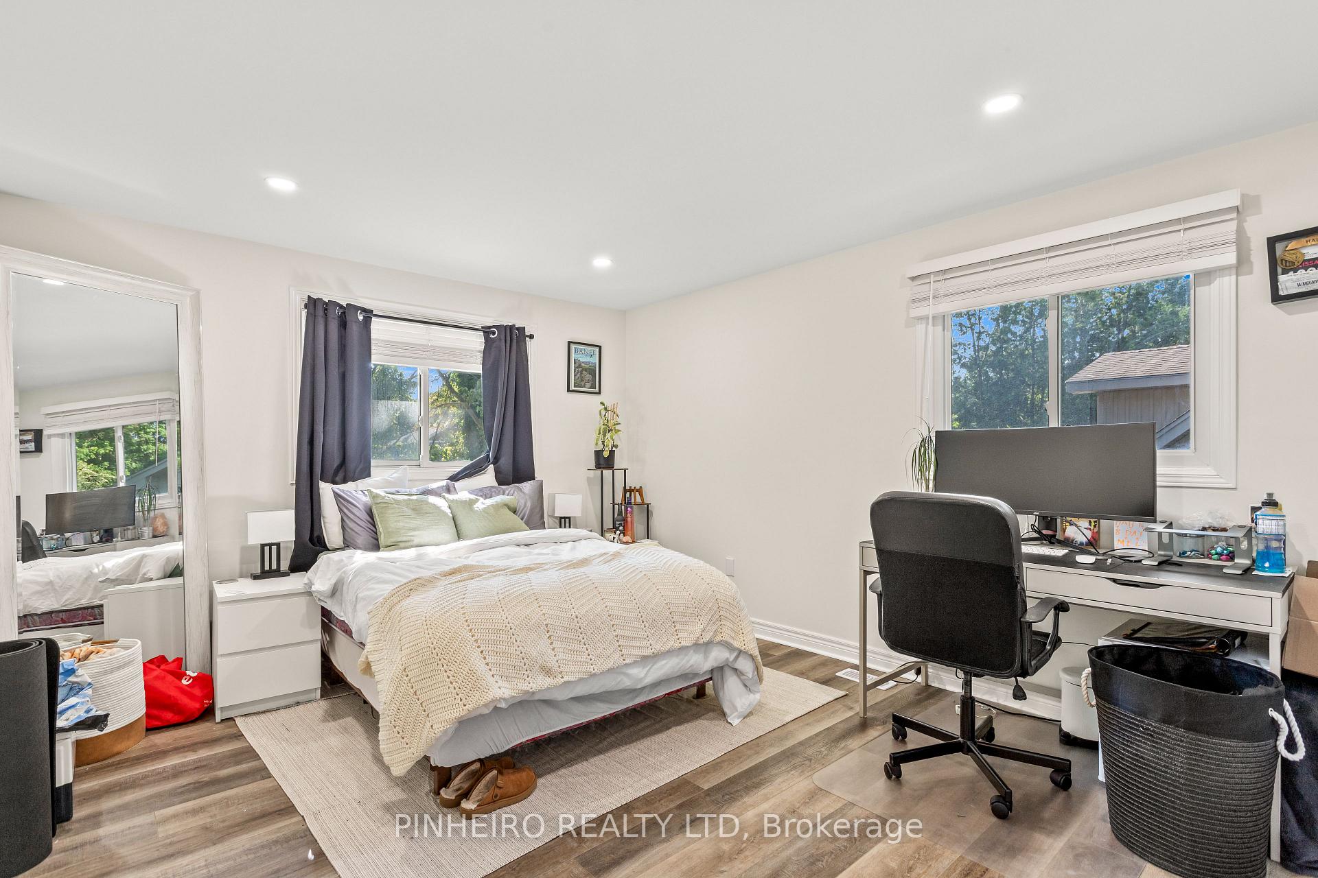 Photo 20 of 1543 Stoneybrook Crescent, London, North G — HOMEH