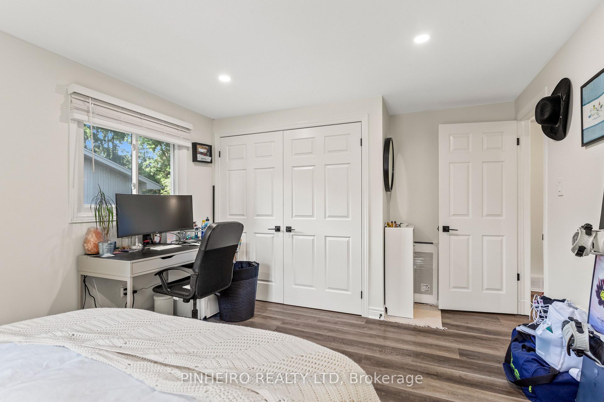 Photo 21 of 1543 Stoneybrook Crescent, London, North G — HOMEH