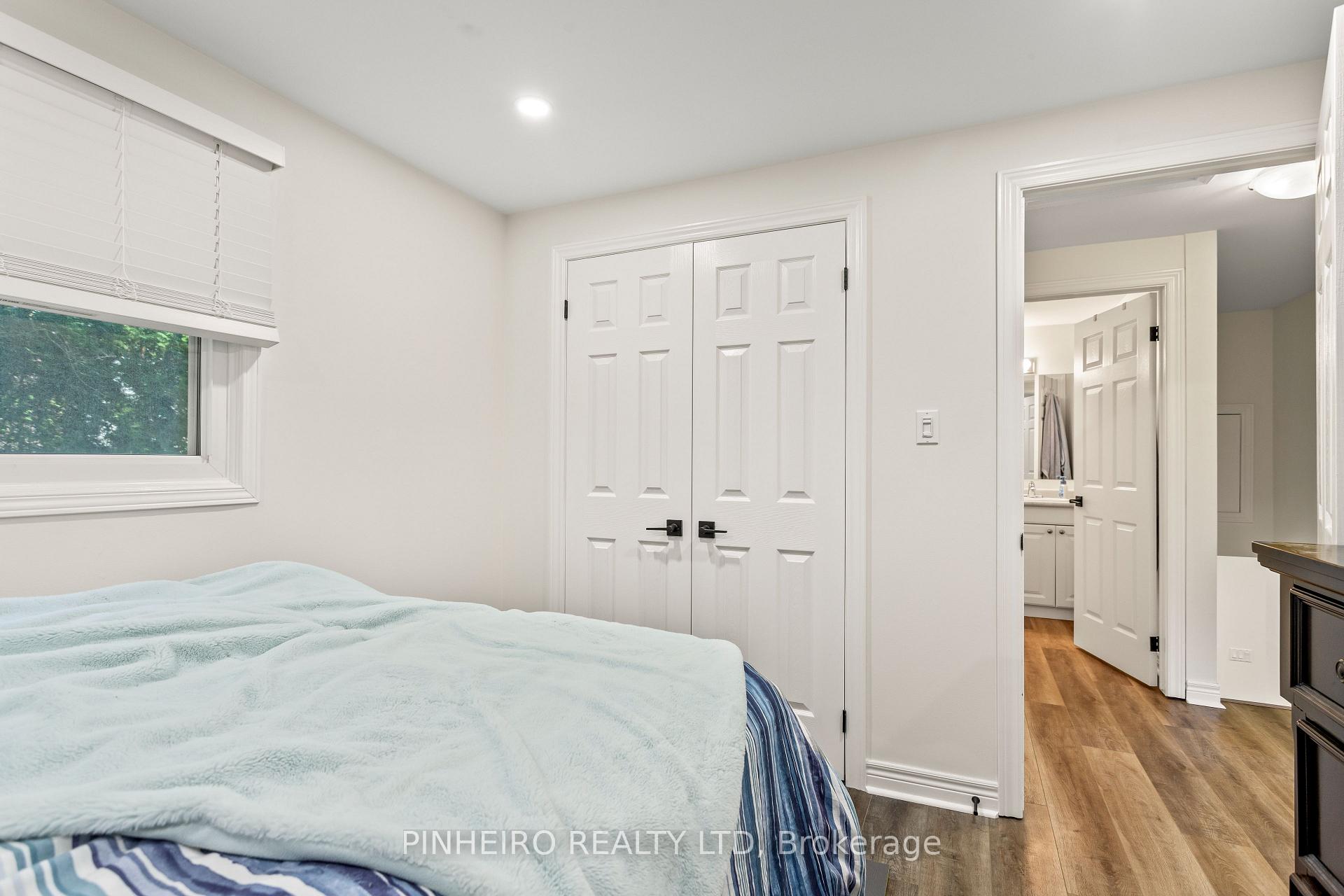 Photo 23 of 1543 Stoneybrook Crescent, London, North G — HOMEH