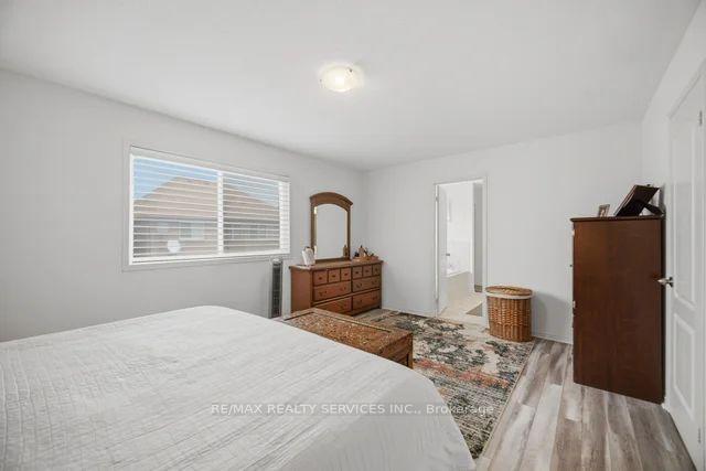 Photo 24 of 19 Thornbush Boulevard, Brampton, Fletcher's Meadow — HOMEH