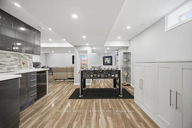 Photo 38 of 19 Thornbush Boulevard, Brampton, Fletcher's Meadow — HOMEH