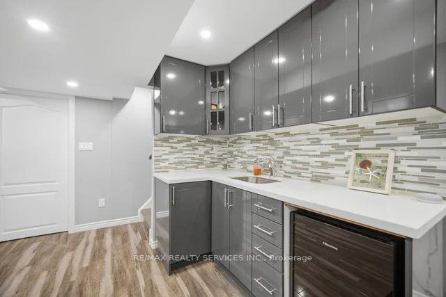 Photo 40 of 19 Thornbush Boulevard, Brampton, Fletcher's Meadow — HOMEH
