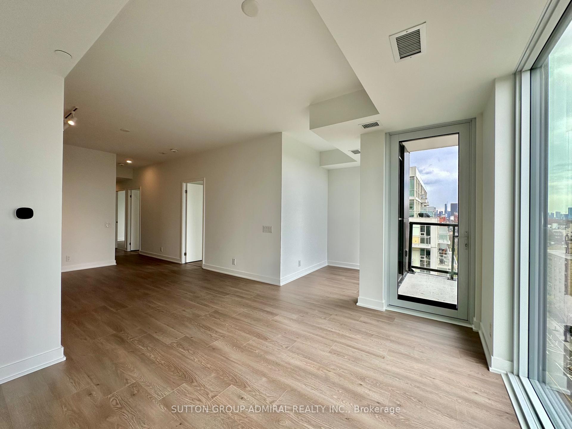 Photo 11 of Unit 903, 1660 Bloor Street W, Toronto, High Park North — HOMEH