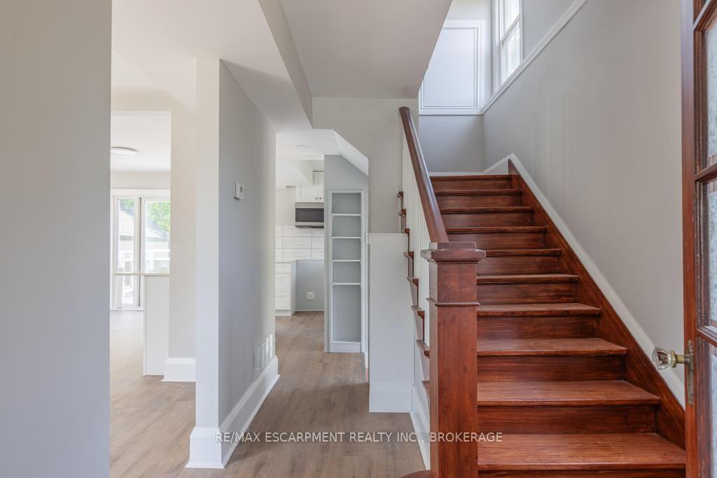 Photo 15 of 5701 Dorchester Road, Niagara Falls, Hospital — HOMEH