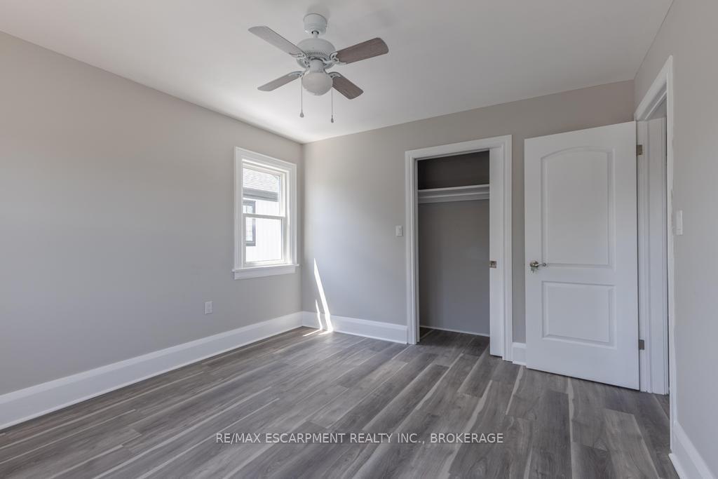 Photo 23 of 5701 Dorchester Road, Niagara Falls, Hospital — HOMEH