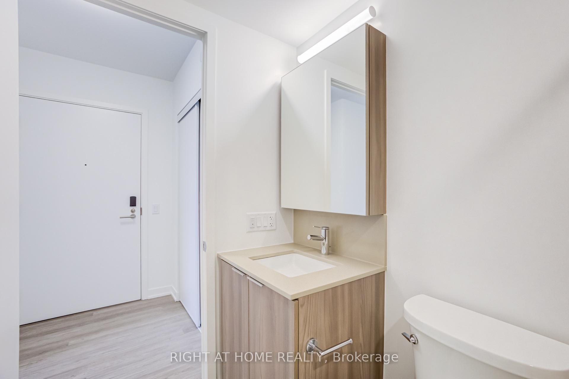 Photo 8 of Unit 907, 15 David Salomon Drive, Toronto, Flemingdon Park — HOMEH