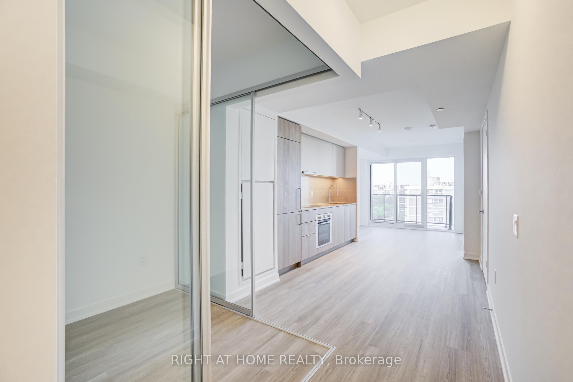 Photo 10 of Unit 907, 15 David Salomon Drive, Toronto, Flemingdon Park — HOMEH