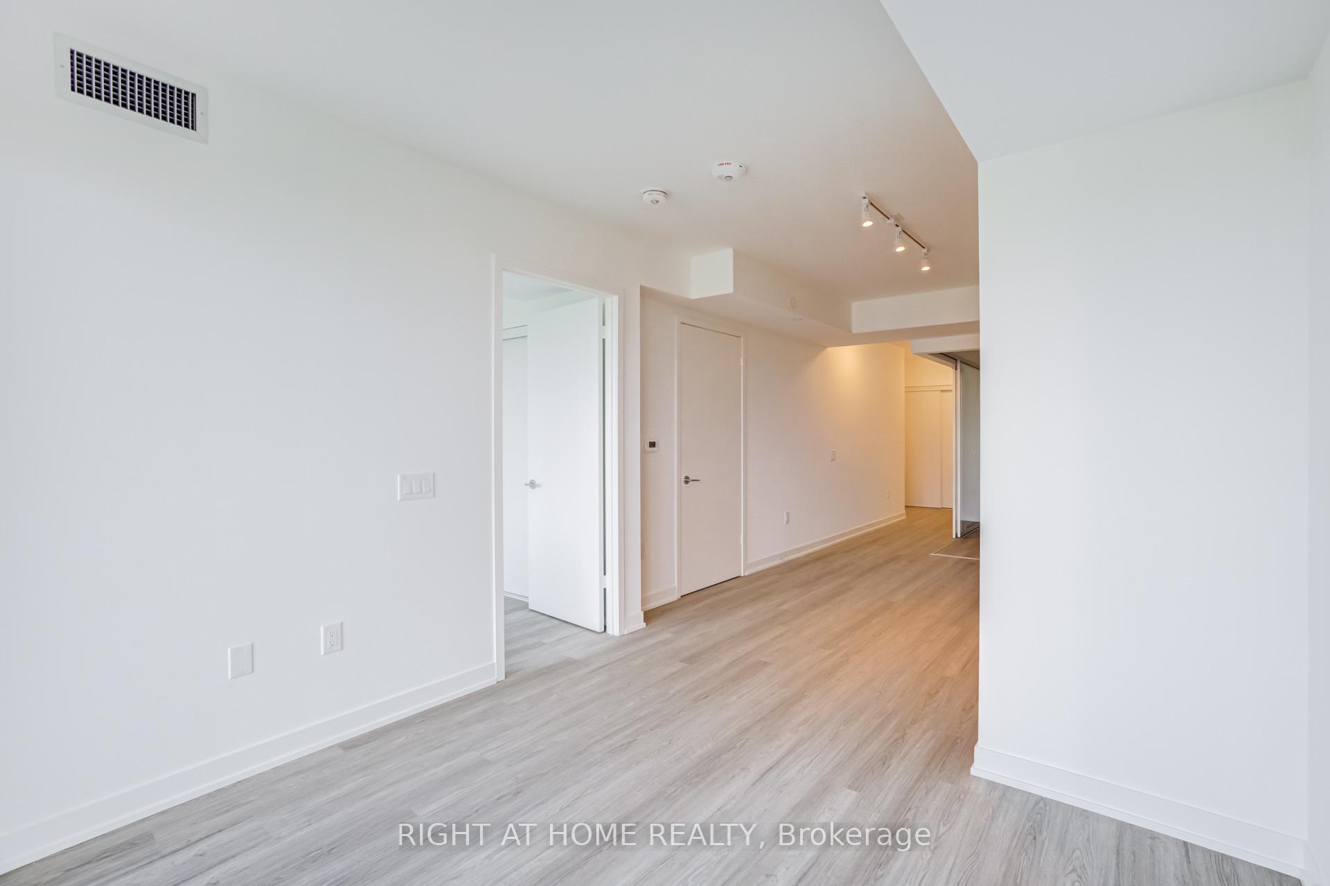 Photo 15 of Unit 907, 15 David Salomon Drive, Toronto, Flemingdon Park — HOMEH