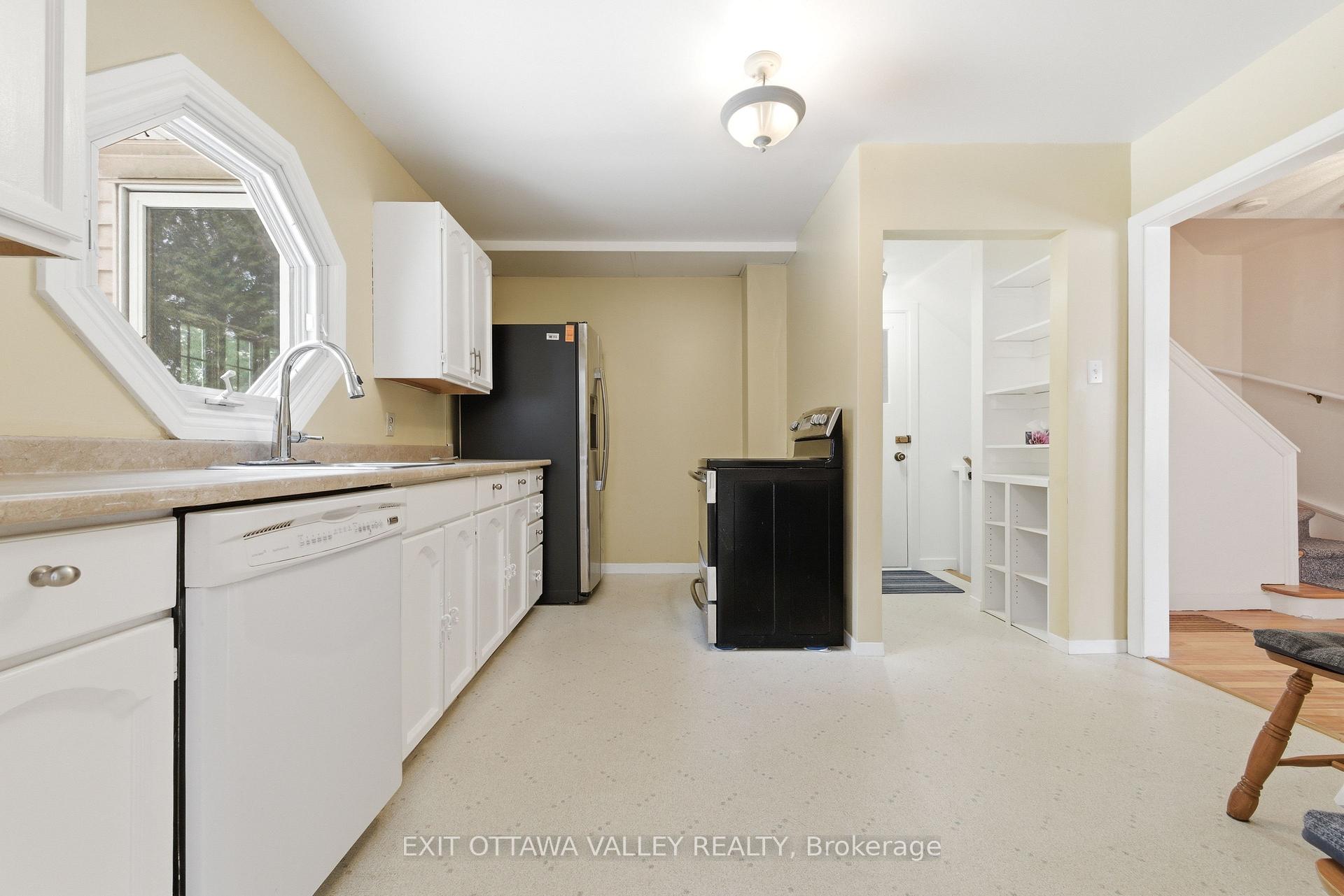 Photo 8 of 22 Cabot Place, Deep River, Deep River — HOMEH