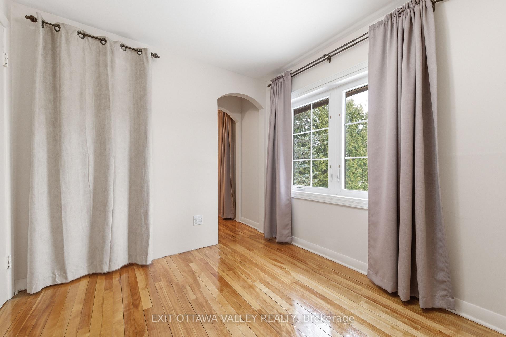 Photo 24 of 22 Cabot Place, Deep River, Deep River — HOMEH