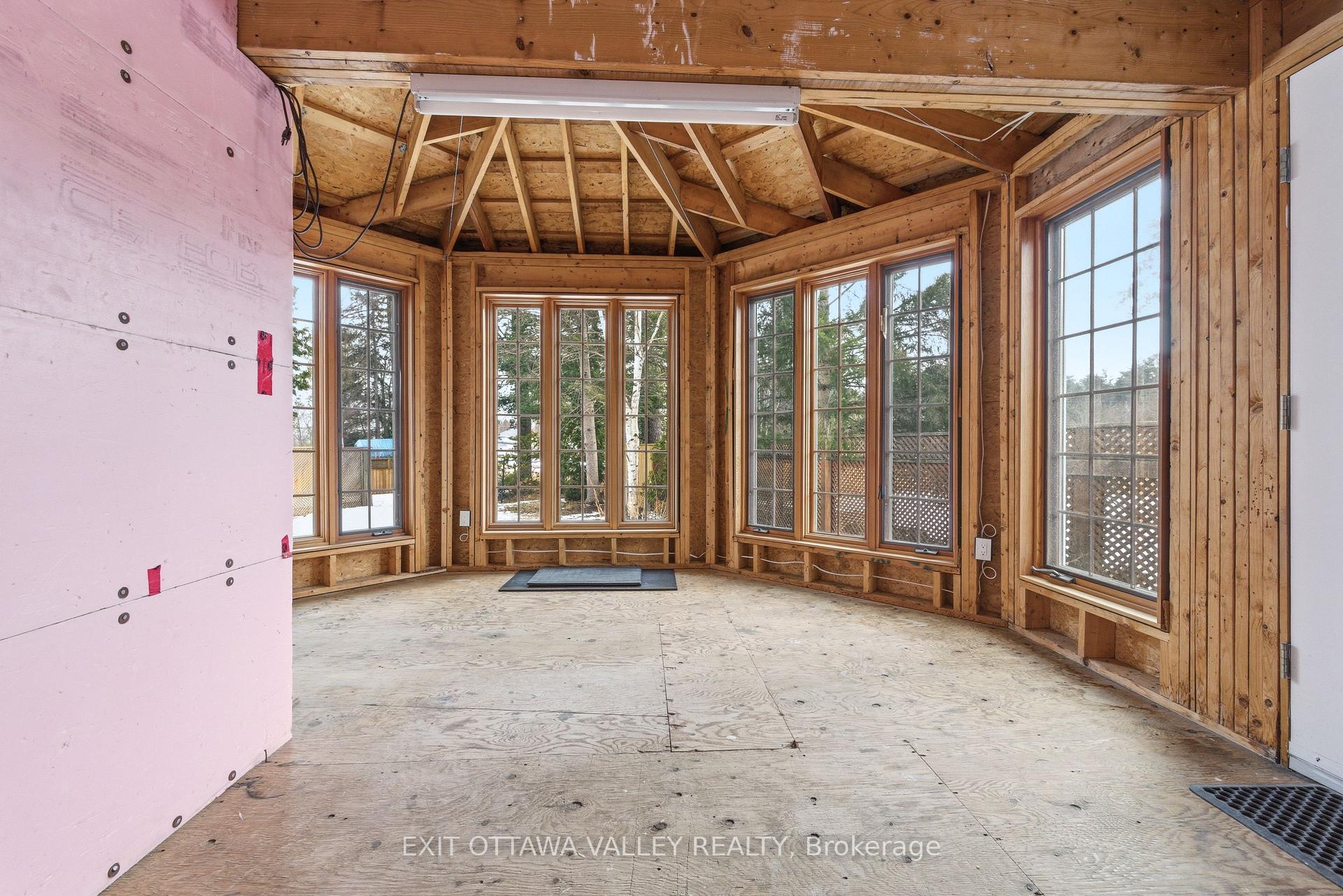Photo 31 of 22 Cabot Place, Deep River, Deep River — HOMEH