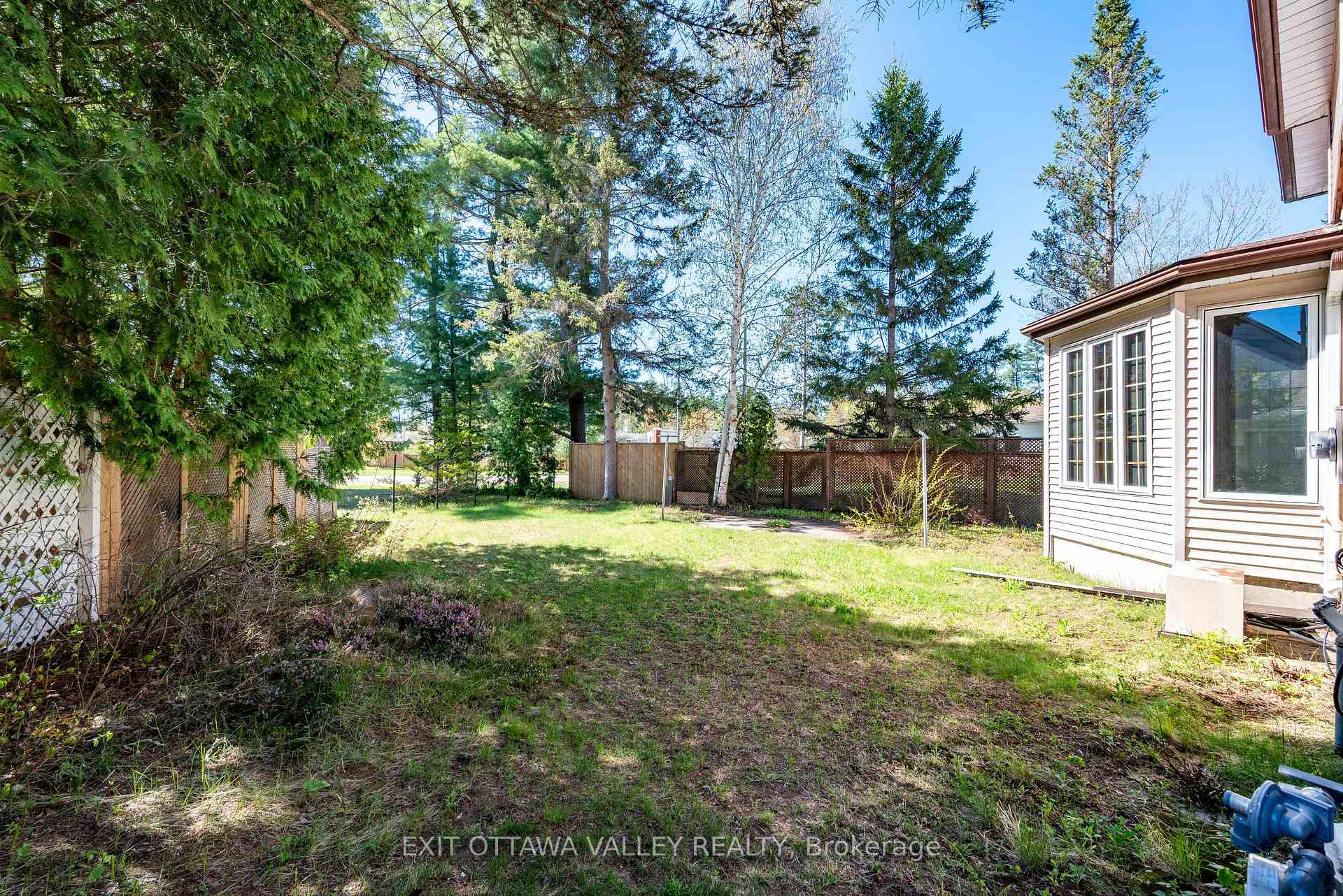 Photo 40 of 22 Cabot Place, Deep River, Deep River — HOMEH