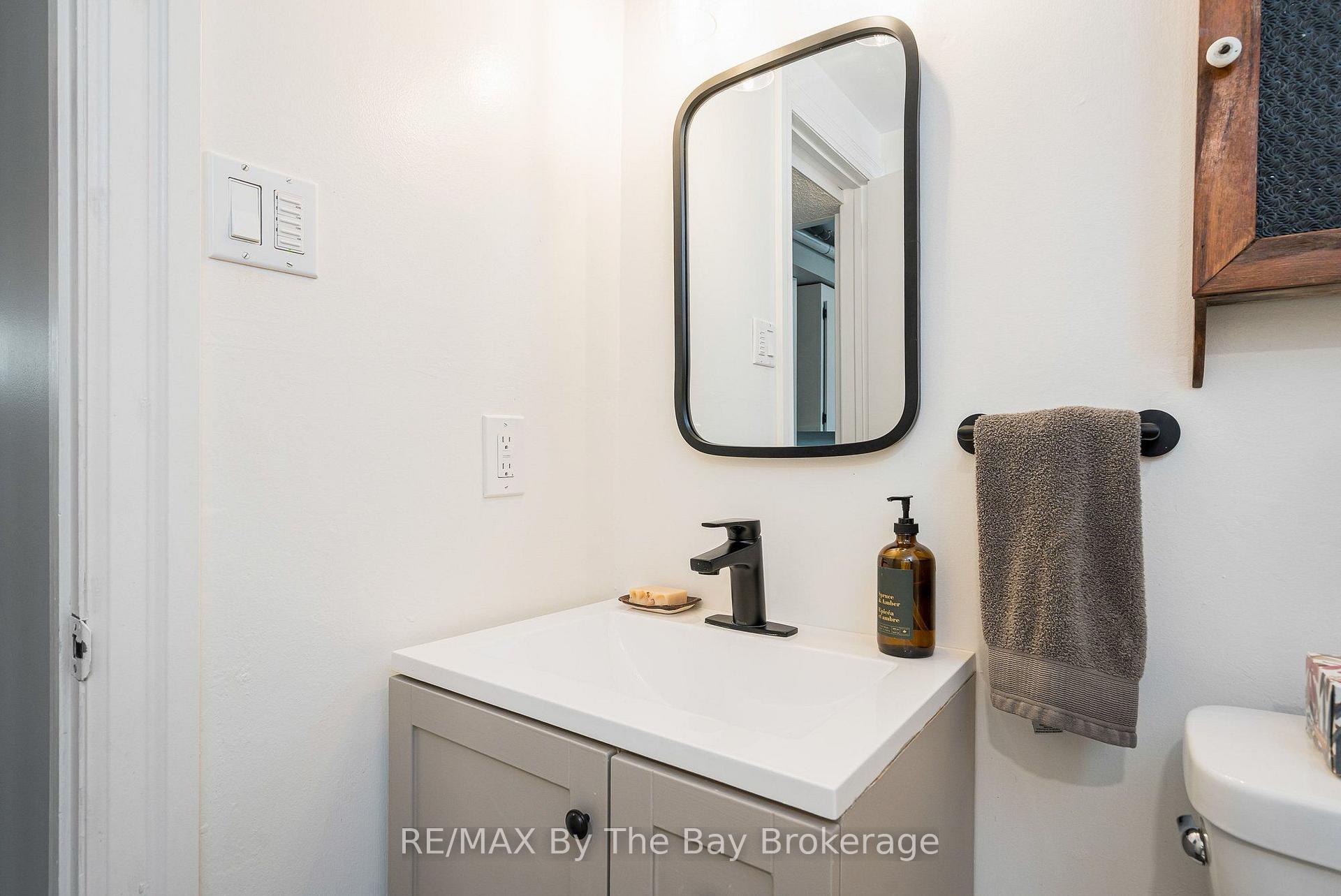 Photo 28 of 8 Harben Court, Collingwood — HOMEH