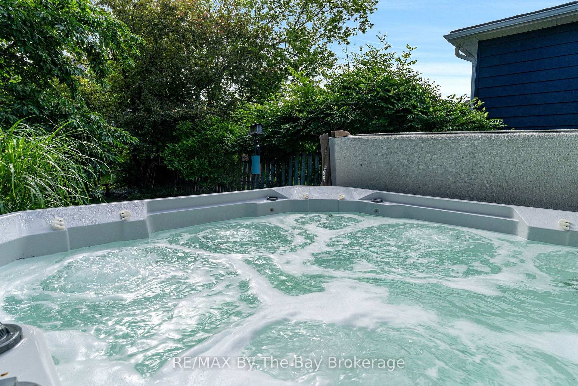 Photo 37 of 8 Harben Court, Collingwood — HOMEH