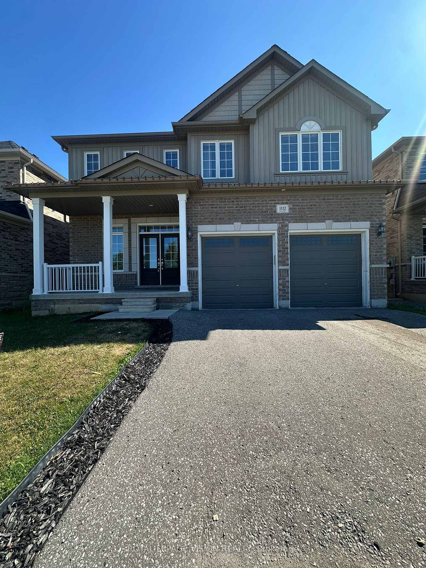 Photo 1 of 1832 Western Crescent, Oshawa, Samac — HOMEH