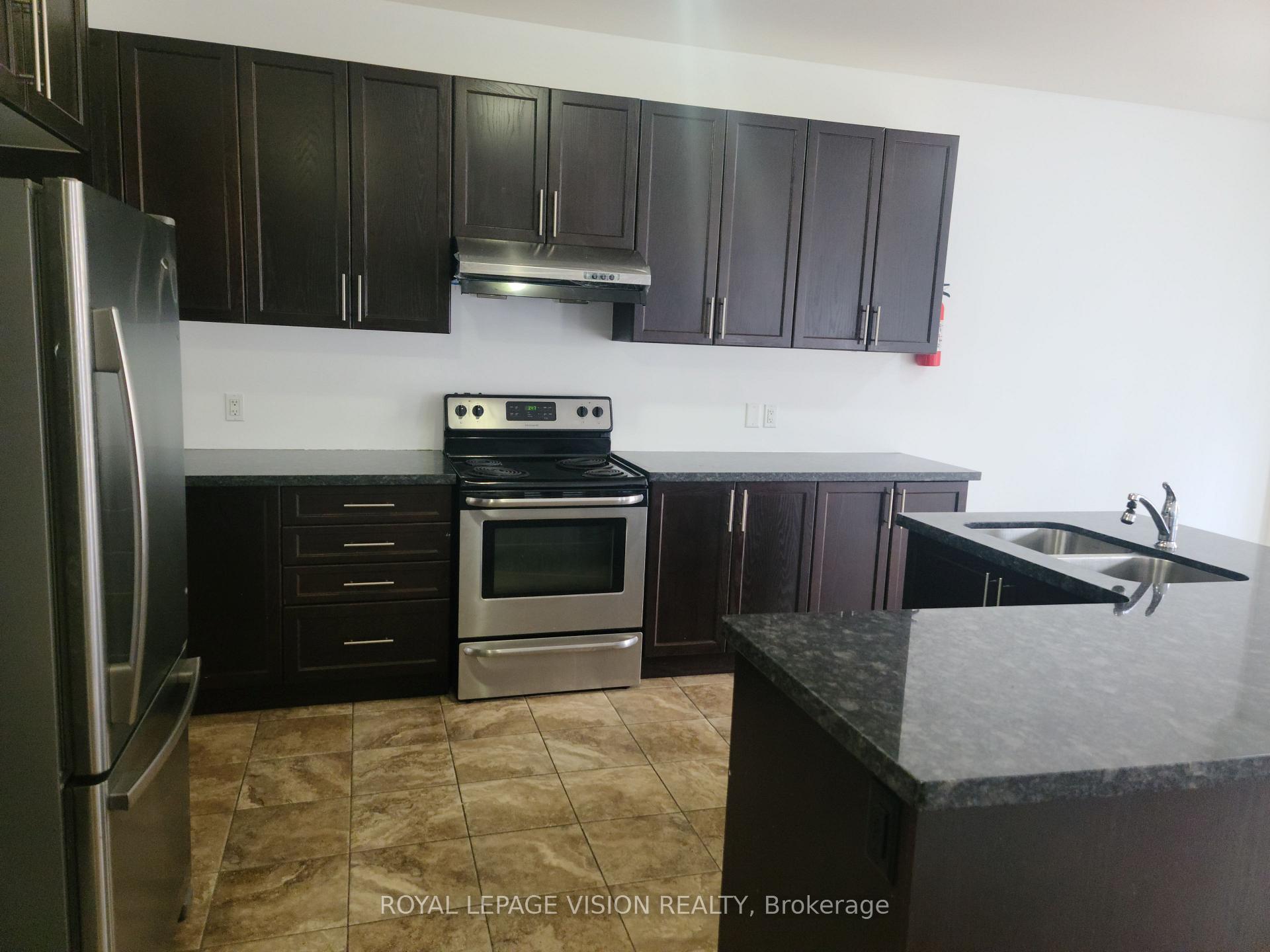 Photo 12 of 1832 Western Crescent, Oshawa, Samac — HOMEH