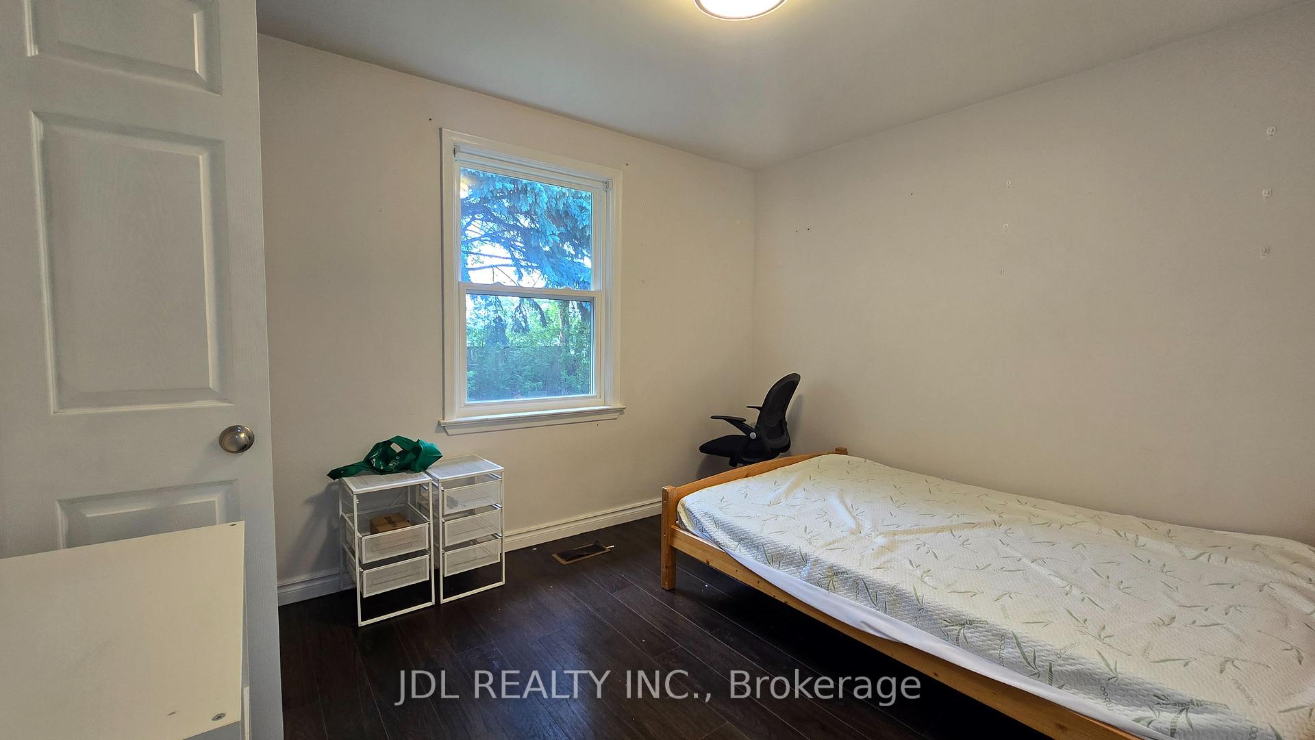 Front of Unit Room MB, 68 Meadowview Avenue