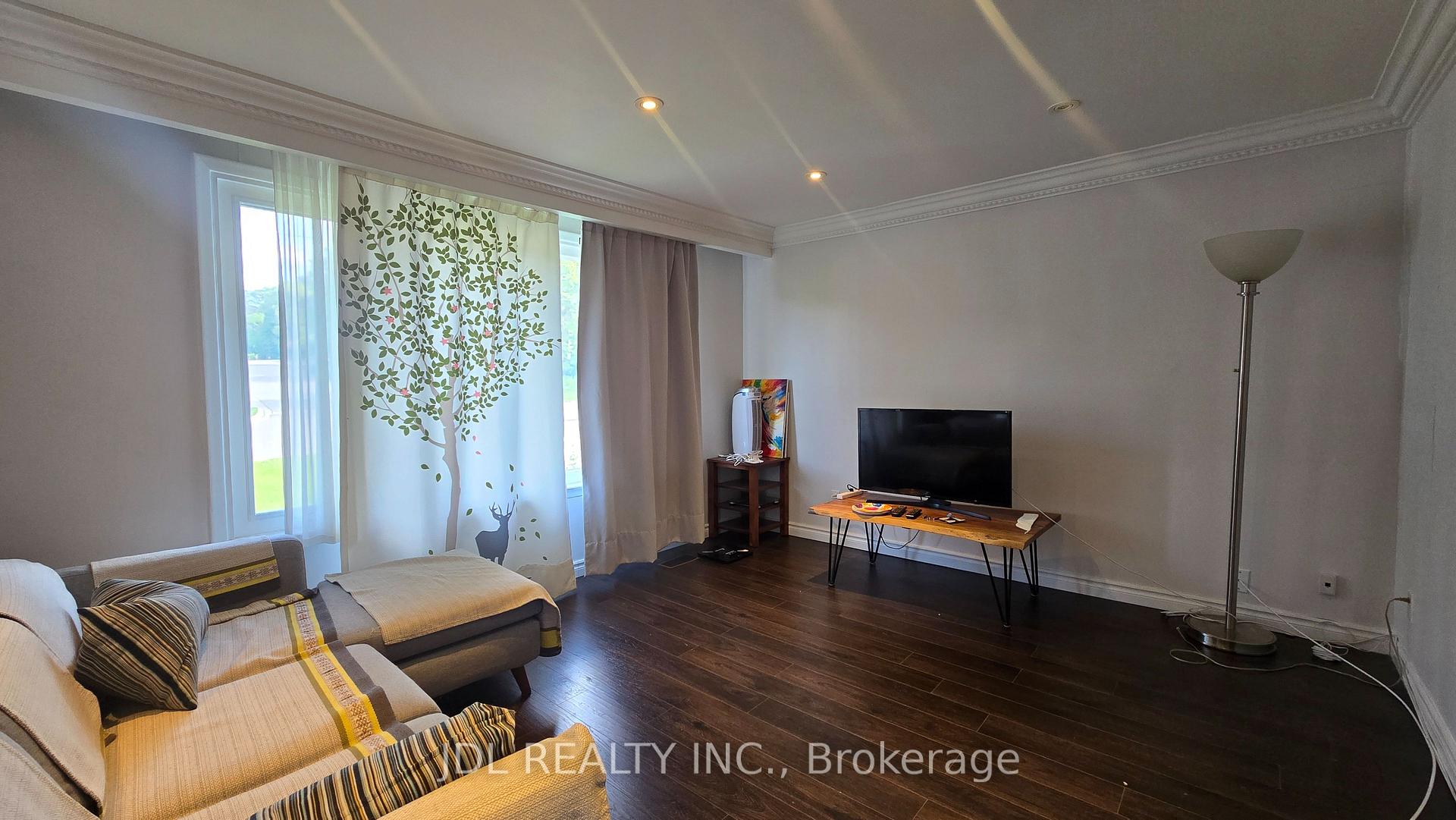 Photo 5 of Unit Room MC, 68 Meadowview Avenue, Markham, Grandview — HOMEH