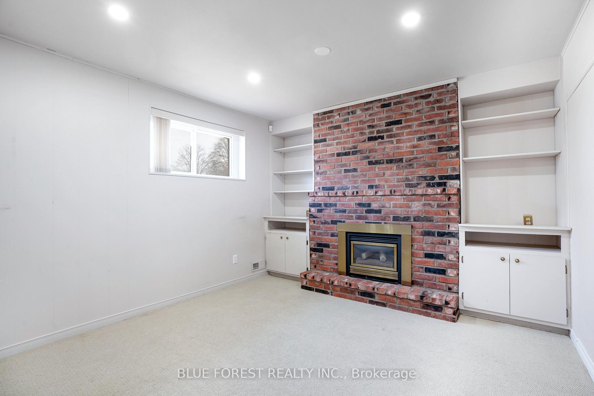 Photo 32 of 23 Fox Mill Crescent, London, South N — HOMEH