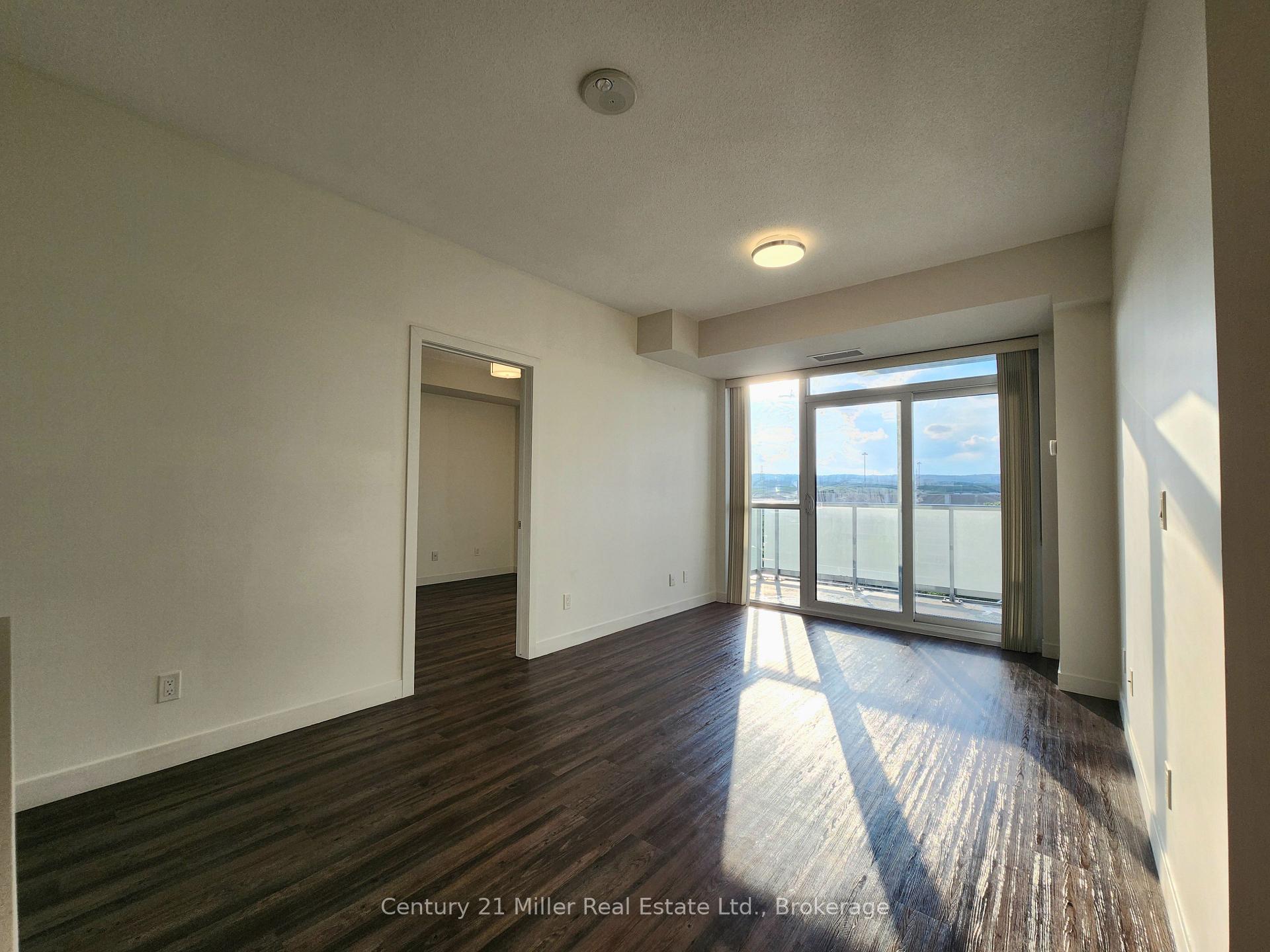 Photo 6 of Unit 607, 2087 Fairview Street, Burlington, Freeman — HOMEH