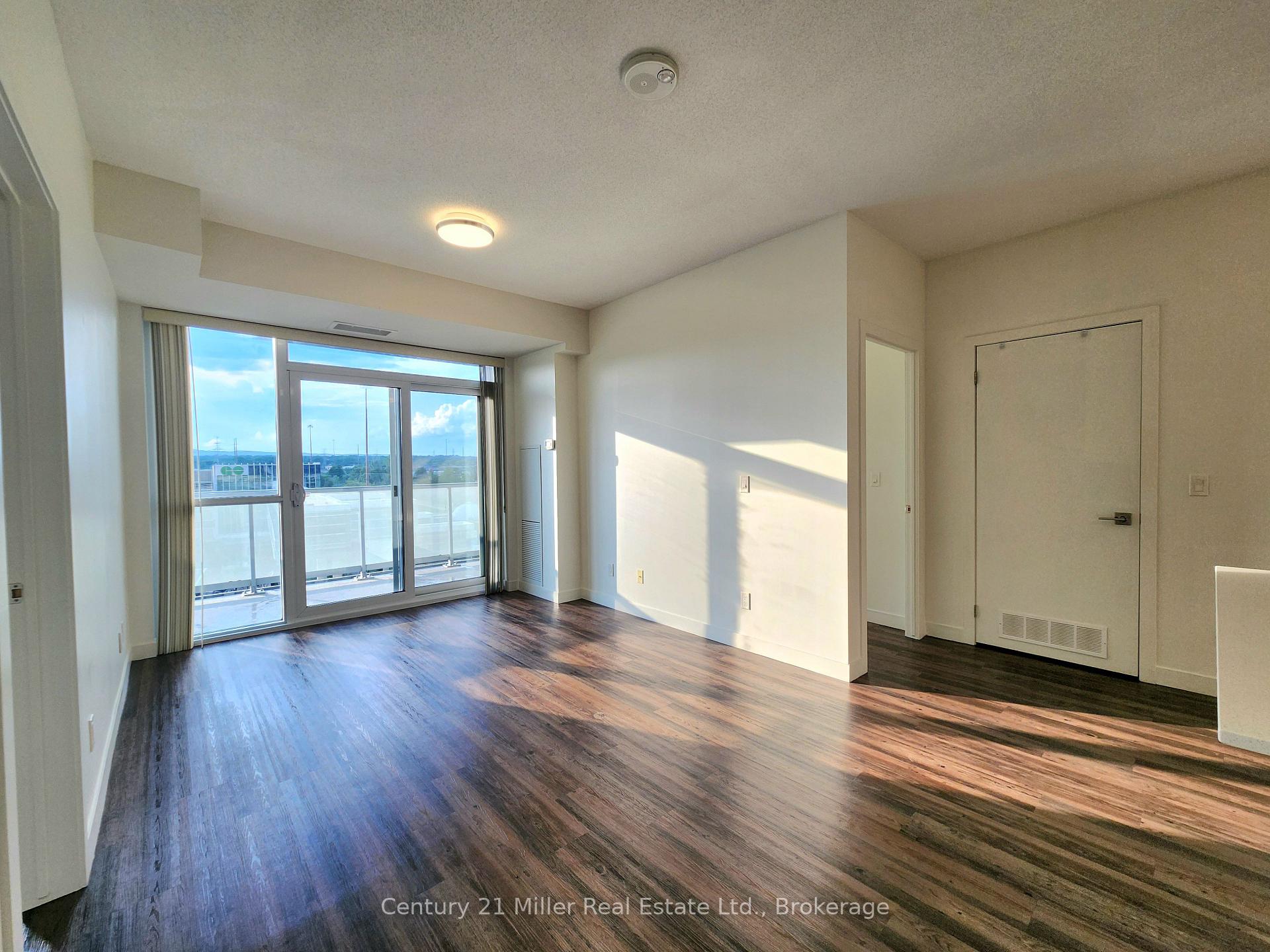 Photo 7 of Unit 607, 2087 Fairview Street, Burlington, Freeman — HOMEH