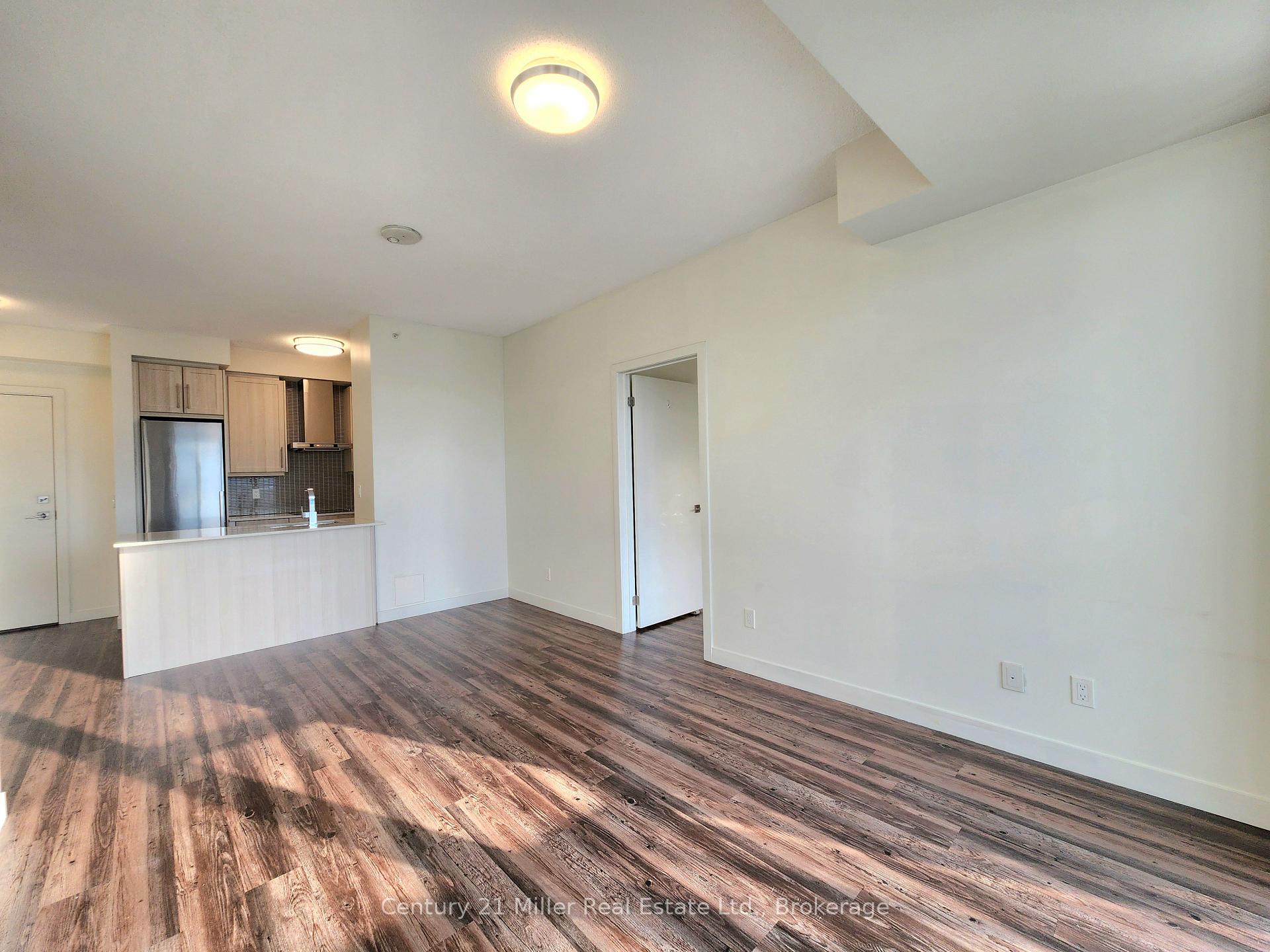 Photo 9 of Unit 607, 2087 Fairview Street, Burlington, Freeman — HOMEH