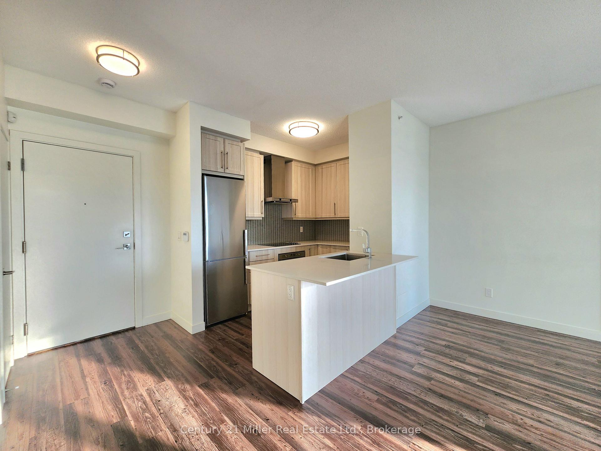 Photo 11 of Unit 607, 2087 Fairview Street, Burlington, Freeman — HOMEH